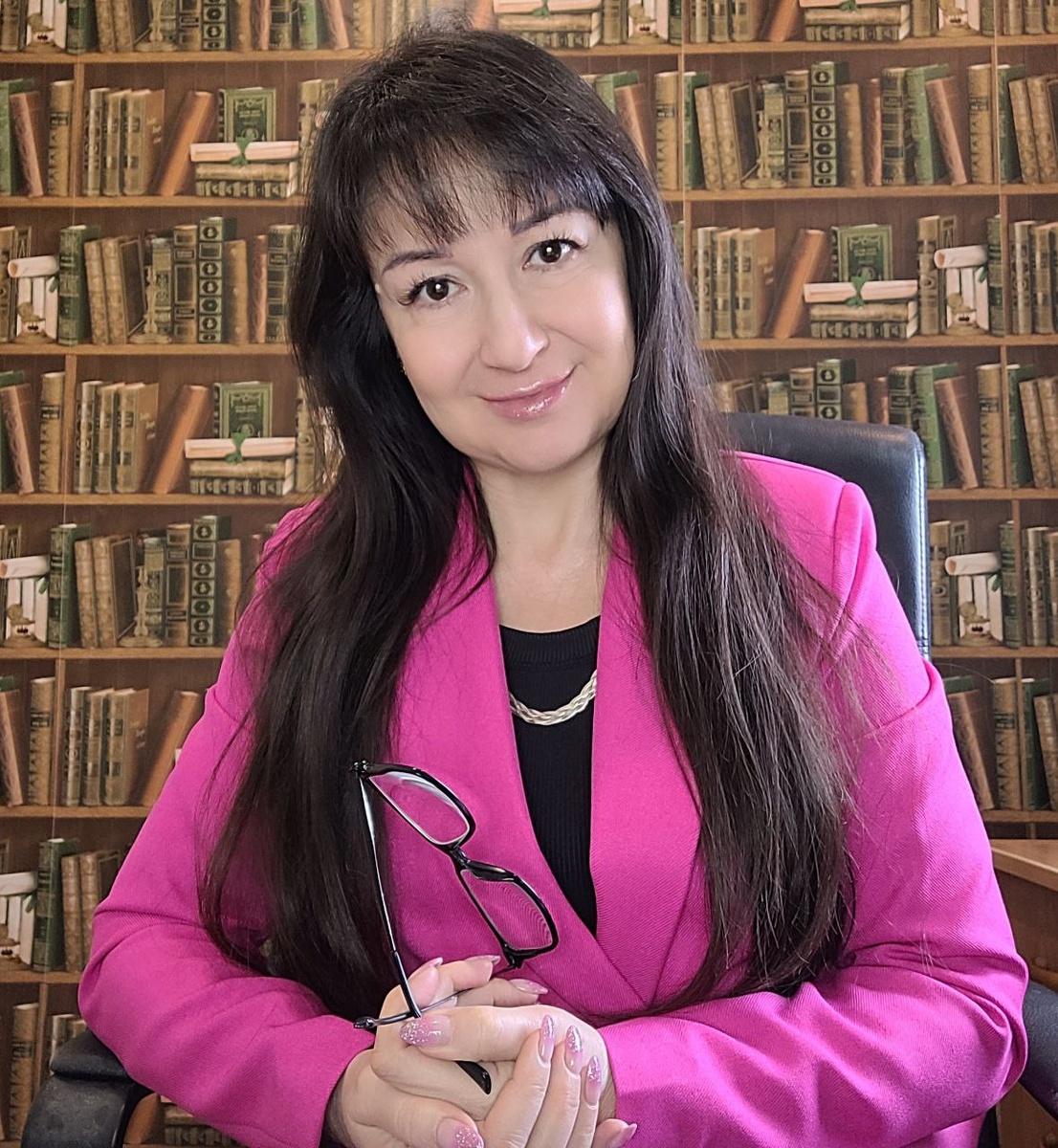 Психотерапевт, Наталья Холодова