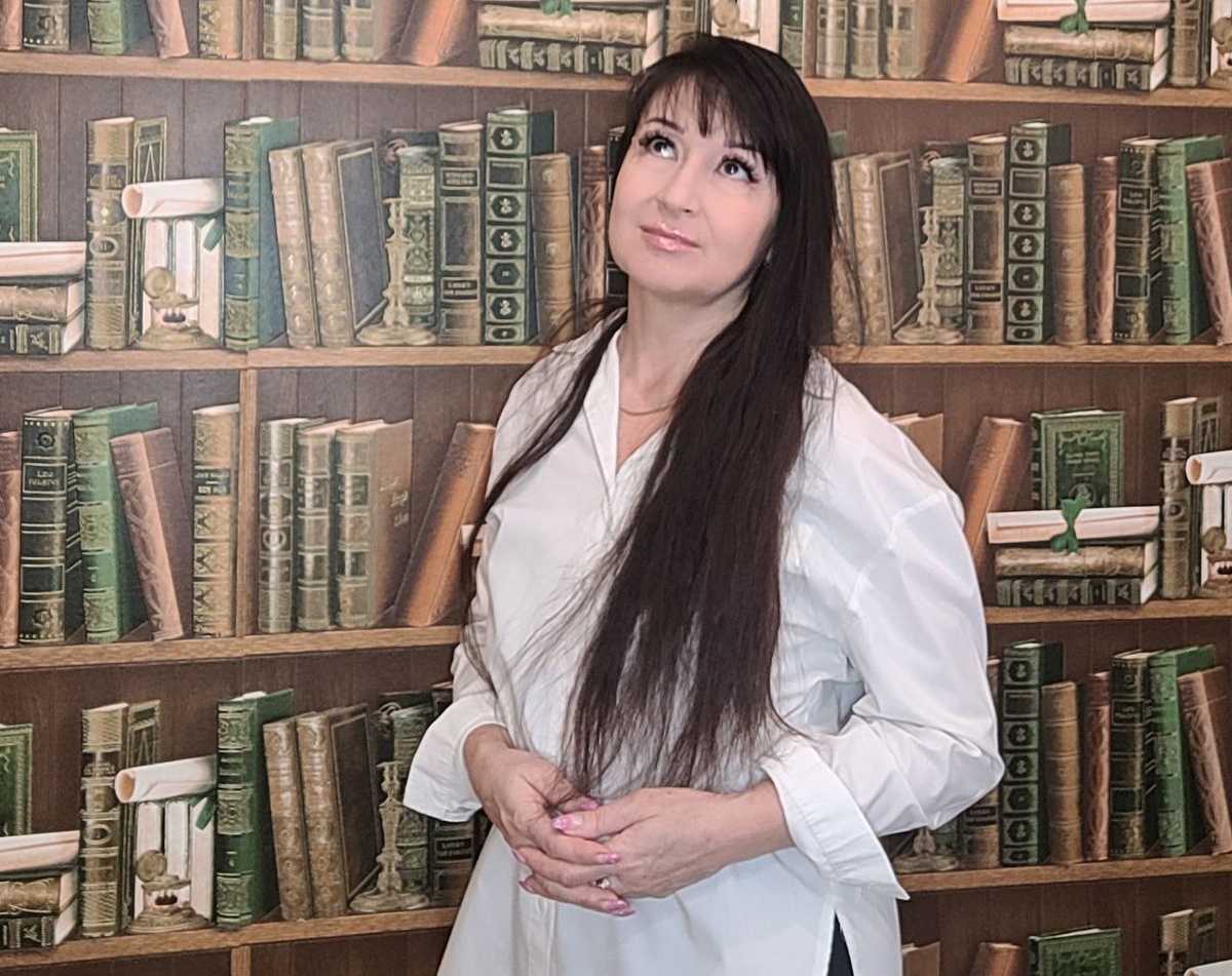 Психотерапевт, Наталья Холодова