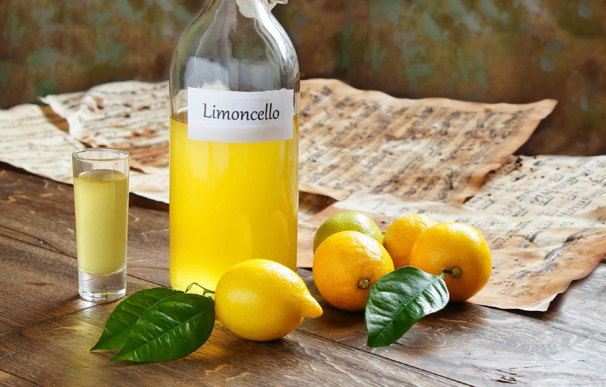 Фото: Ricetta Limoncello - Il Club delle Ricette Recipe Limoncello,... in.pinterest.com