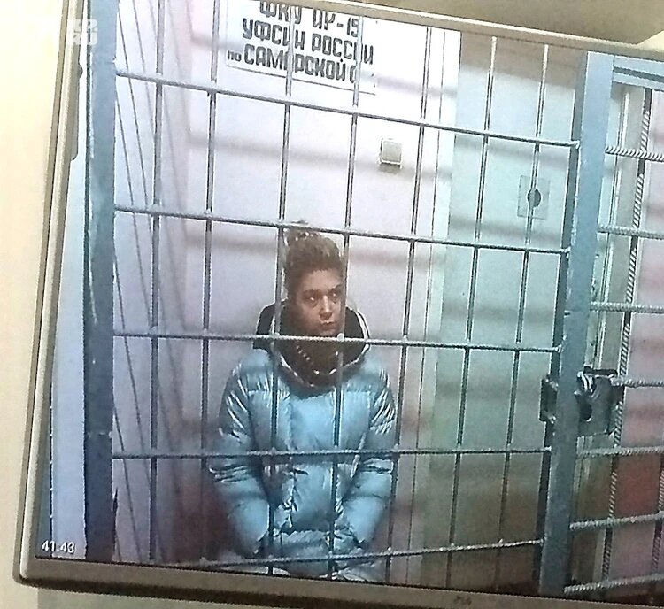 Внучка экс-мэра Самары Виктора Тархова Екатерина во время судебного заседания. Фото: Ульяна СКОЙБЕДА