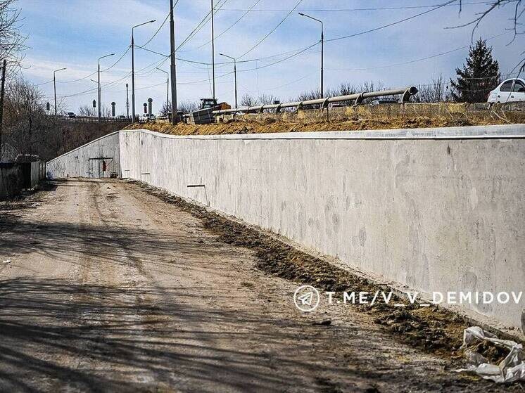     Демидов: ремонт подпорной стены на Красноармейской Белгорода завершен на 90%, фото: t.me/v_v_demidov
