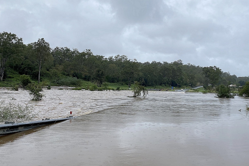 Разлив реки на Колледжес-Кроссинг