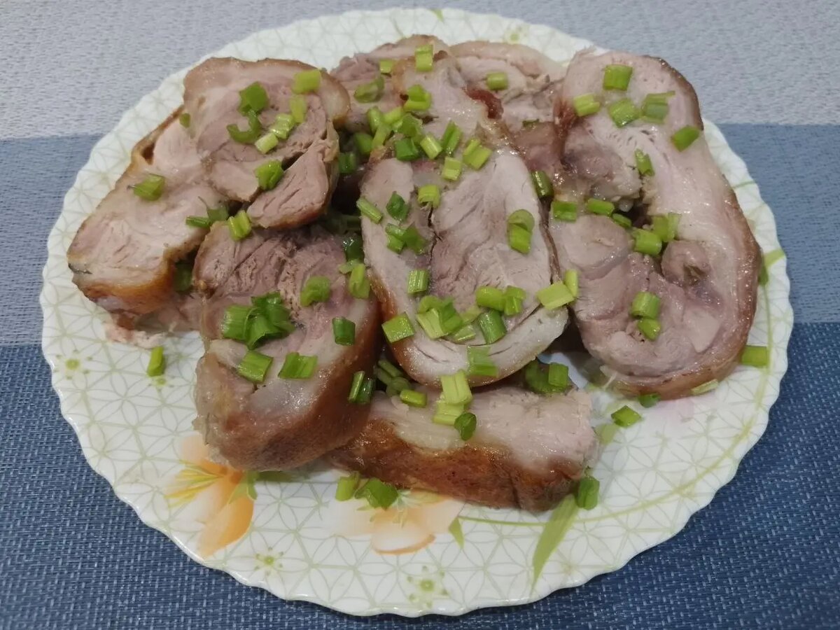 Запеченная рулька со специями, в рукаве