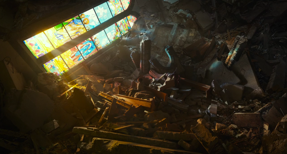 Кадр из фильма "Бетонная утопия" 2023 г. реж. Ом Тхэ-Хва