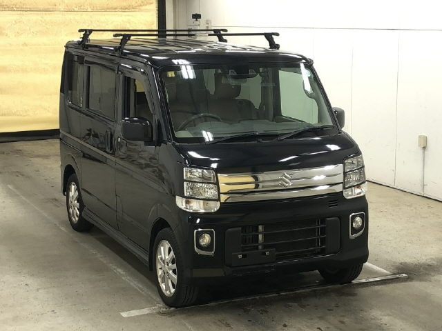 SUZUKI EVERY WAGON 2020 черный