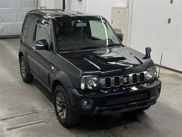 1. Фото на аукционе