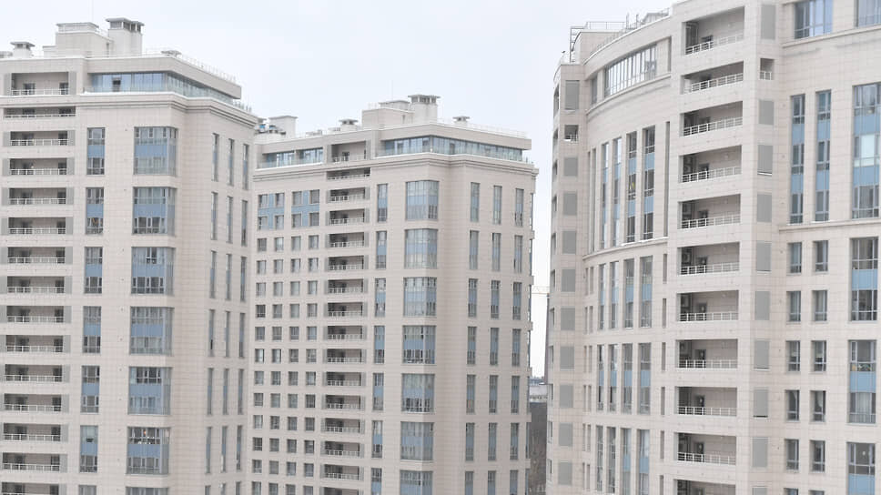 В прошлом месяце строители Петербурга сдали в эксплуатацию новостройки в пяти районах города.📷Фото: Александр Коряков / Коммерсантъ