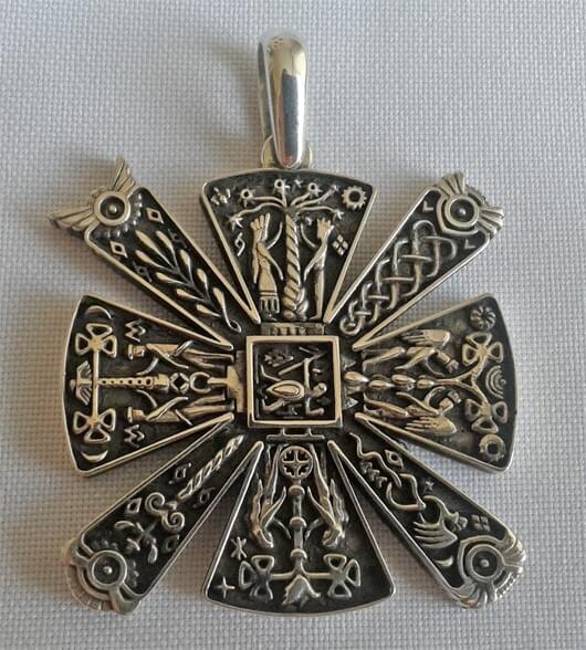 Крес - оберег.