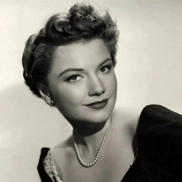 Энн Бакстер 1923