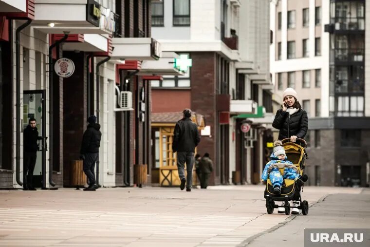 Семейная ипотека превратилась в инструмент для монетизации государственных льгот. Фото: Владимир Андреев © URA.RU