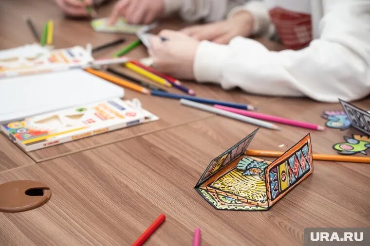 Ребенок получил тяжелые травмы после удара детским стулом. Фото: Руслан Яроцкий © URA.RU