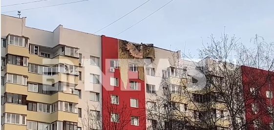 Найдено на просторах новостных лент. Многоэтажка на Домодедовской улице