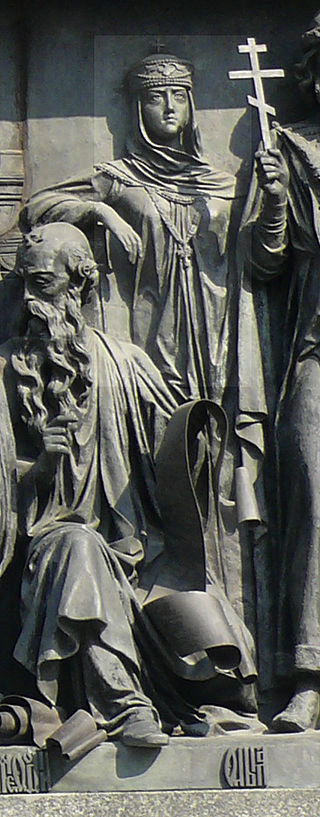 Княгиня Ольга на Памятнике «1000-летие России» в Великом Новгороде