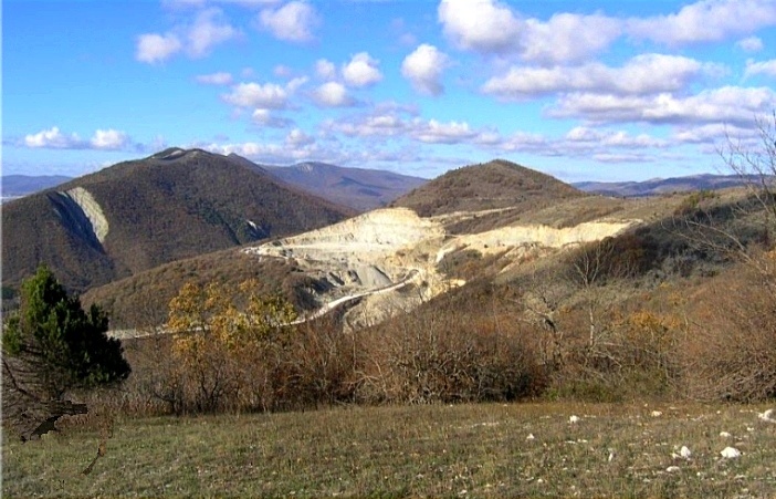 Гора Нексис.