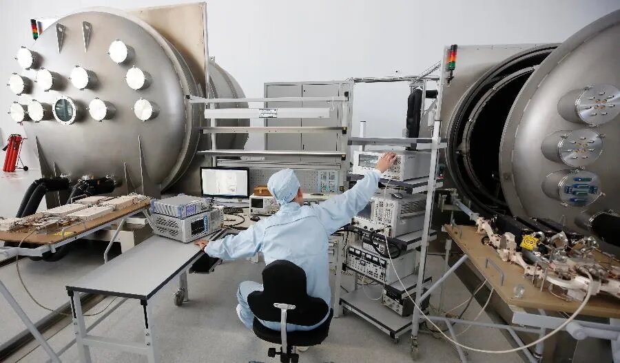 ФОТО Sergei ILNITSKY/EPA\ТАСС