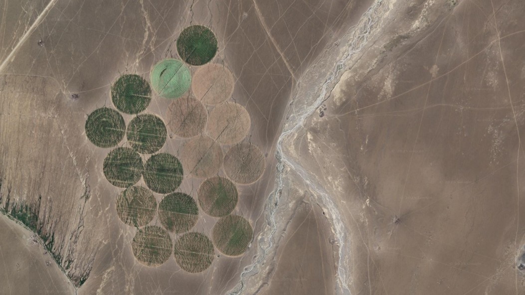 Спутниковые снимки Чуйской степи 