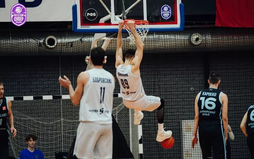    Баскетболисты «Родников» обыграли приморское «Динамо» в Ижевске