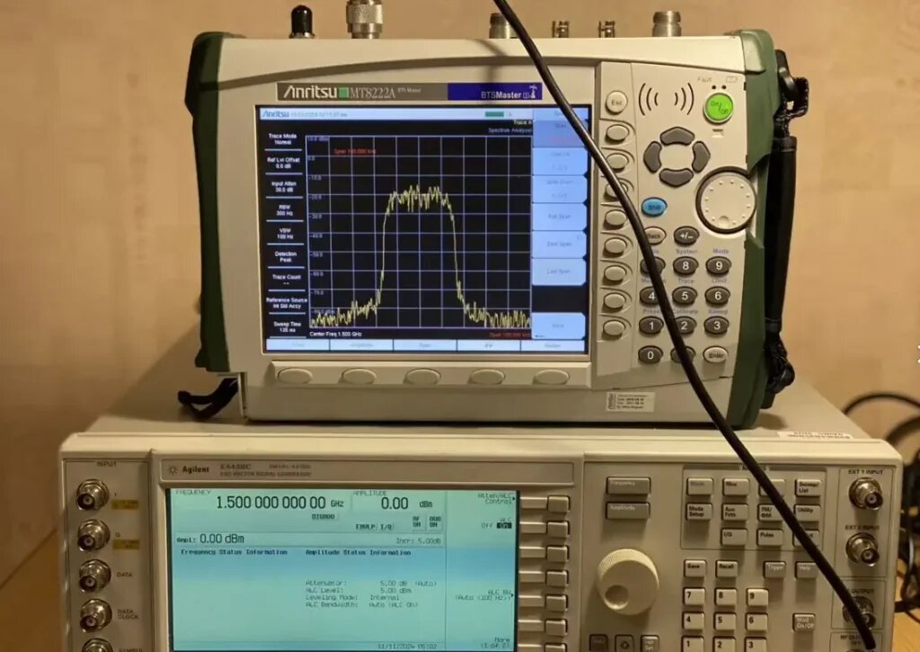 Agilent E4438C векторный генератор