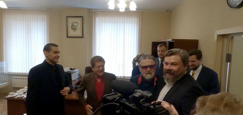    На переднем плане слева направо: Марио Науфал, судья Наполитано, Ларри Джонсон, Константин Малофеев // фото: Царьград