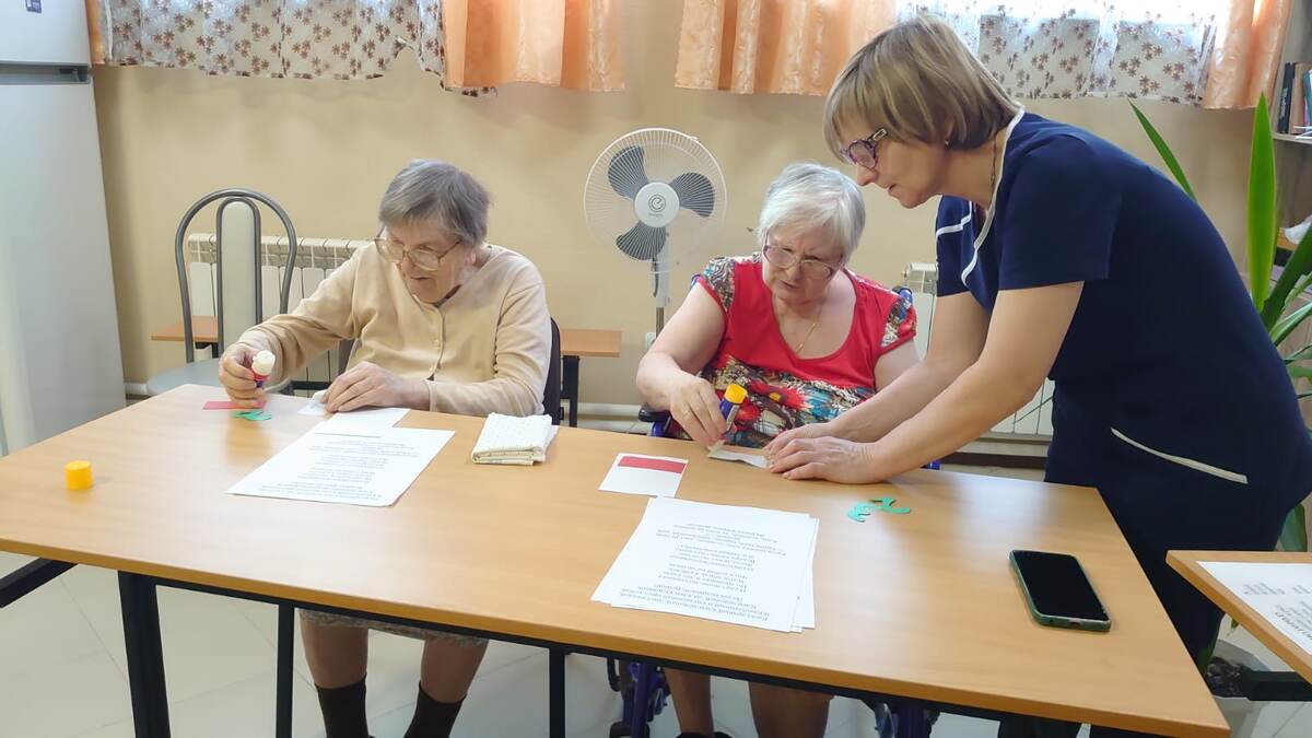 Занятия на развитие памяти в пансионате для пожилых людей и инвалидоа Южный г.Нижний Новгород