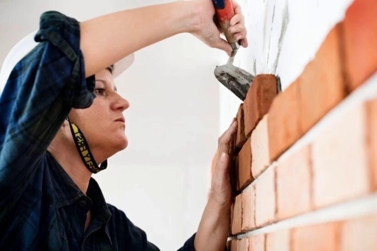    В Ярославле остановили стройку из-за угрозы повреждения кабелей