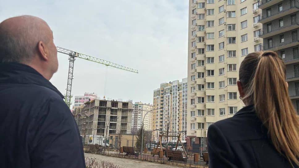 Прибывшему в Москву с рабочим визитом Генсеку ОБСЕ показали последствия атаки .📷Фото: МИД РФ