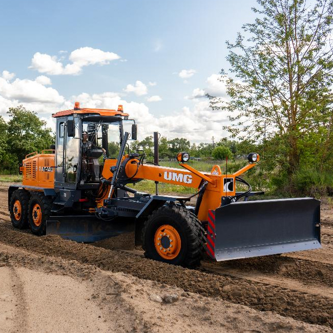 Автогрейдер UMG