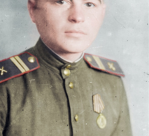 «Я до сих пор все это помню очень четко». История артиллериста Василия Мирошниченко