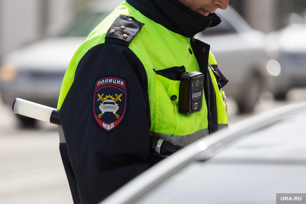 На помощь сотрудникам ГАИ спешит ИИ. Фото: Илья Московец © URA.RU