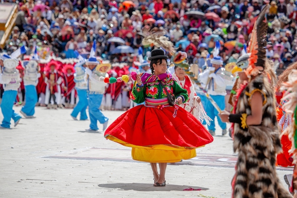     Фото: Milton Rodriguez/Shutterstock/FOTODOM Руководство страны пытается сохранить исчезающие языки и поддерживать те, на которых говорит большое количество жителей