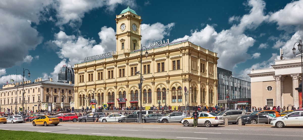 Ленинградский вокзал в Москве. Фото: Aleksei Golovanov / Shutterstock / FOTODOM
