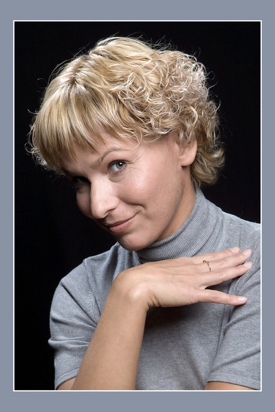 Привет! Это Я! Автопортрет второй половины 2000-х, как раз времён описываемых событий.