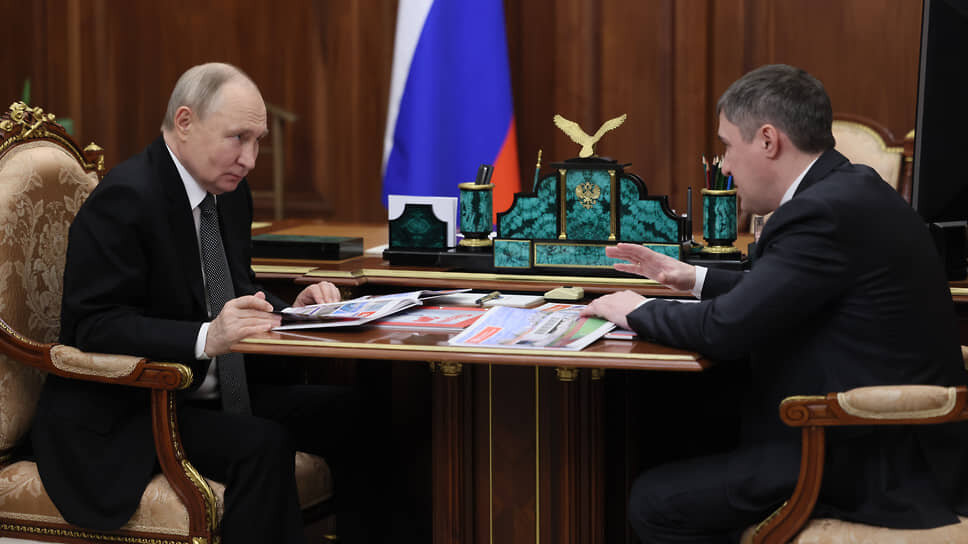 Владимир Путин и Дмитрий Махонин.📷Фото: пресс-служба президента РФ