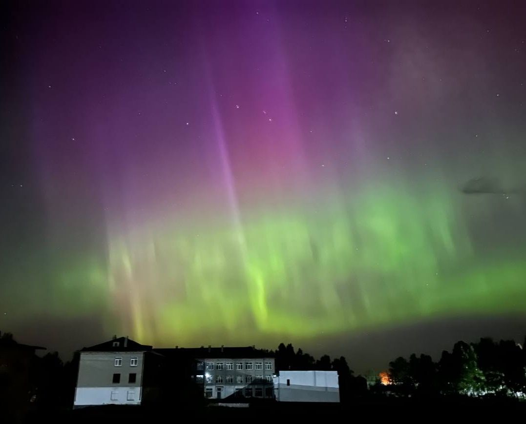 У нас очень много деревообрабатывающих и лесозаготовительных предприятий, масса людей работающих по ночам.