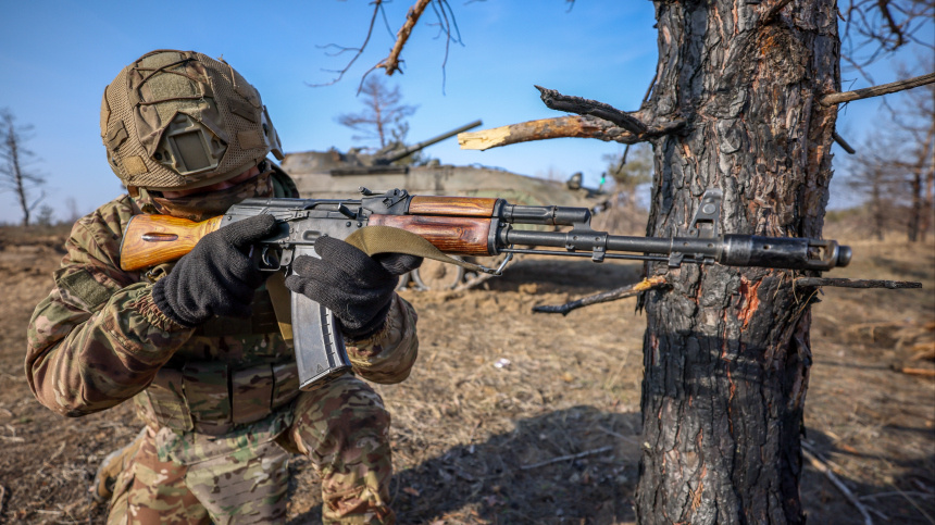    Фото: Река Александр/ТАСС; Минобороны РФ; 5-tv.ru