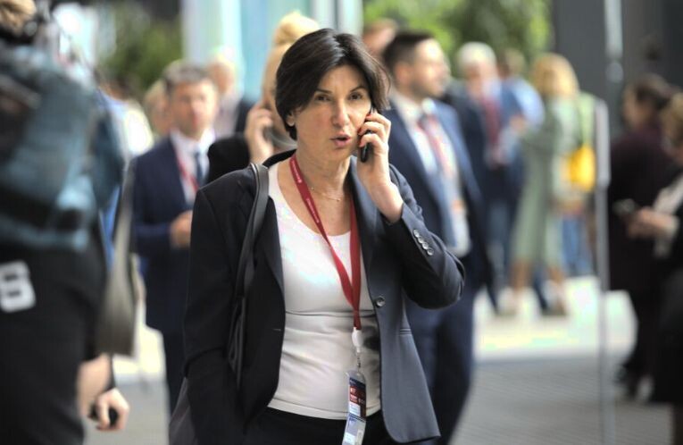 Зейналовой приходилось находиться в разных регионах, работать в трудных условиях