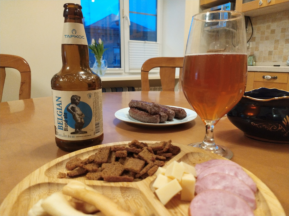 Цвет приятный. На мочу вообще не похоже, что не может не радовать.