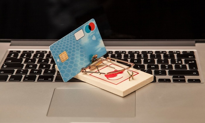    СМС-сообщения о разблокировке карт - ловушка!