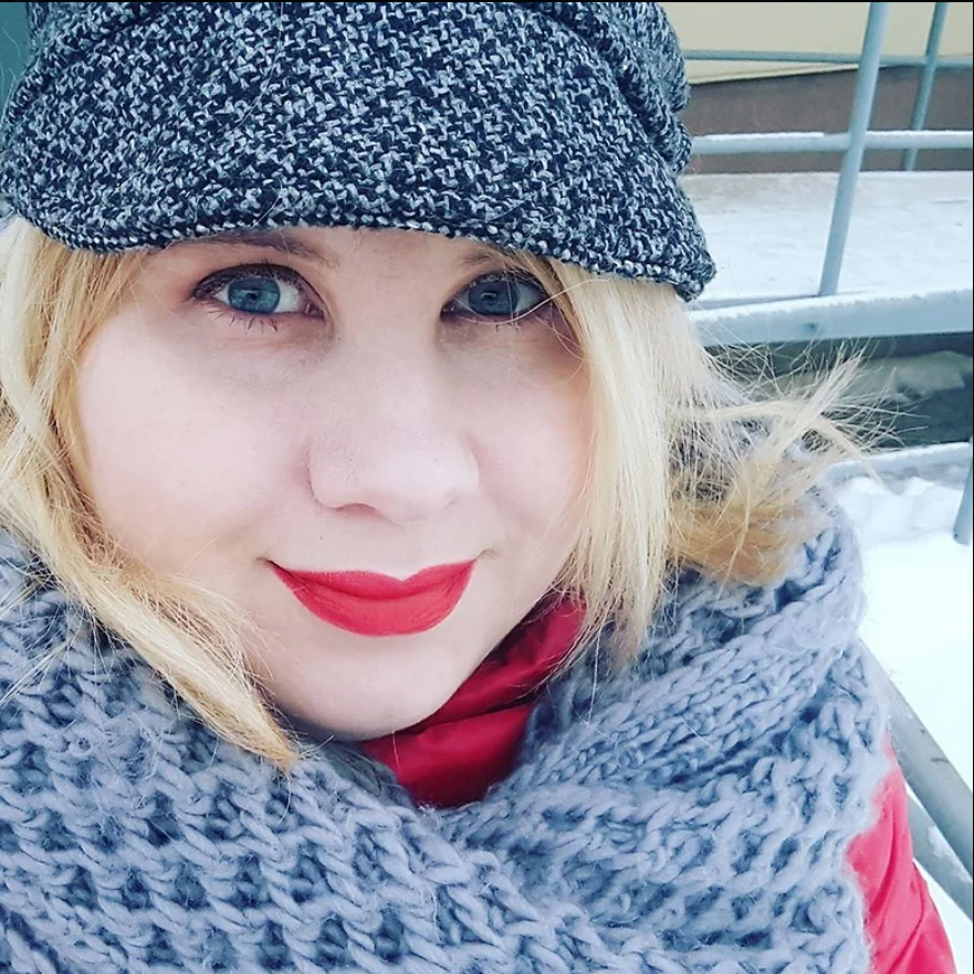 В конце марта 2020 года в Перми скончалась 36-летняя главный редактор еженедельника «Деловой интерес» Анастасия Петрова. Ее смерть стала одним из первых летальных исходов среди пациентов с COVID-19 в регионе. Последние несколько дней журналистка находилась на аппарате ИВЛ