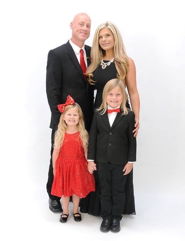 Стивен, Кристал, Мэдден и Мауи Макдауэлл