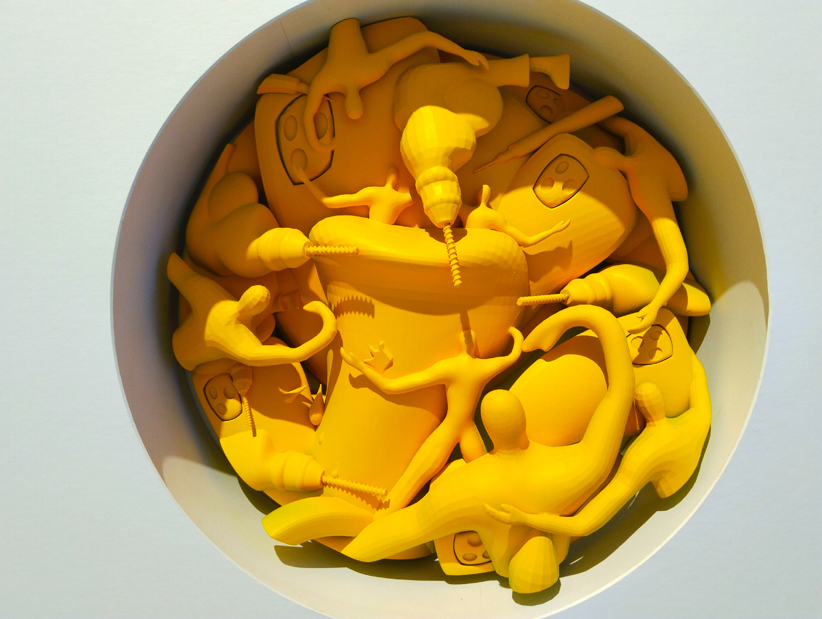 Фото картины Anna Chekh "Drilled" сделано автором канала в галерее г. Дубай