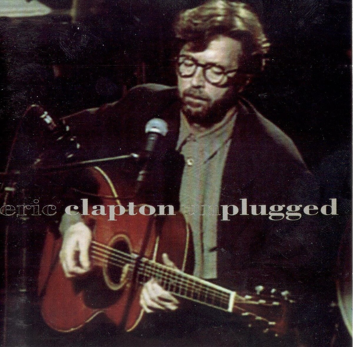 Лицевая обложка альбома: фото сделанное на автостопе с кадра видеоизображения. Всё просто. И более 40 млн. долларов дохода у Клэптона за 1992 год! И - да, гитара, которую Эрик держит в руках, модель Martin 000-28 1939 года выпуска, была продана на аукционе одному частному коллекционеру в 2004 году за почти за 800 000 долларов – что на сегодня, есть мировой рекорд для гитар компании Мartin. После выхода альбома Unplugged и вызванного этим интереса к гитаре Клэптона, компания Martin выпустила две похожие модели Eric Clapton signature – Martin 000-28EC и Martin 000-42M Eric Clapton. На фото, Эрику Клэптону  46 лет, самый расцвет!