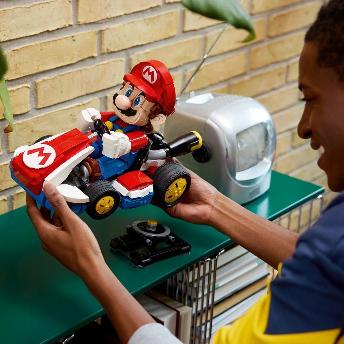 LEGO представил новый набор по Mario Kart