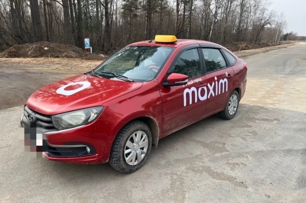    Госавтоинспекция выявила нелегальных таксистов на М-9 в Тверской области