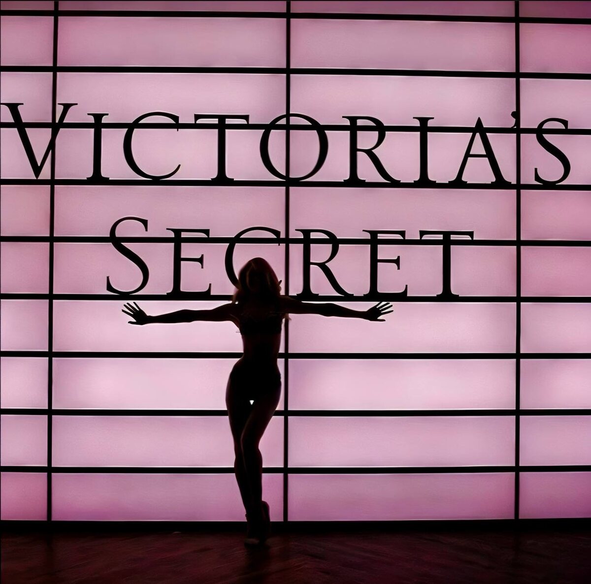 Скандальный бренд 