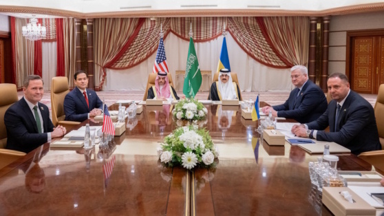    На Украине раскрыли темы первого раунда переговоров Киева и Вашингтона ©SAUL LOEB / POOL / AFP / EastNews