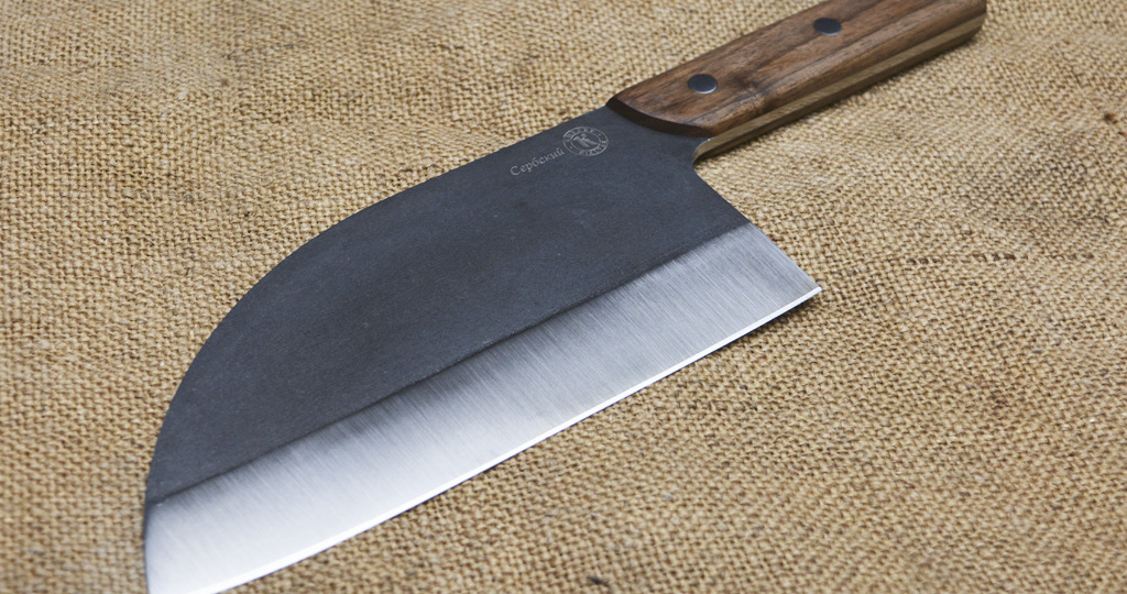 Сербский нож – незаменимый помощник, и не только на кухне