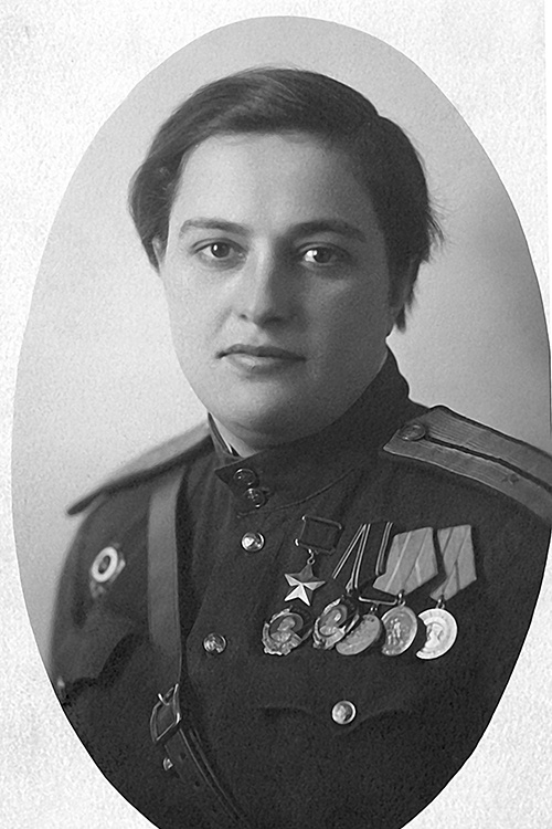 Людмила Павличенко 