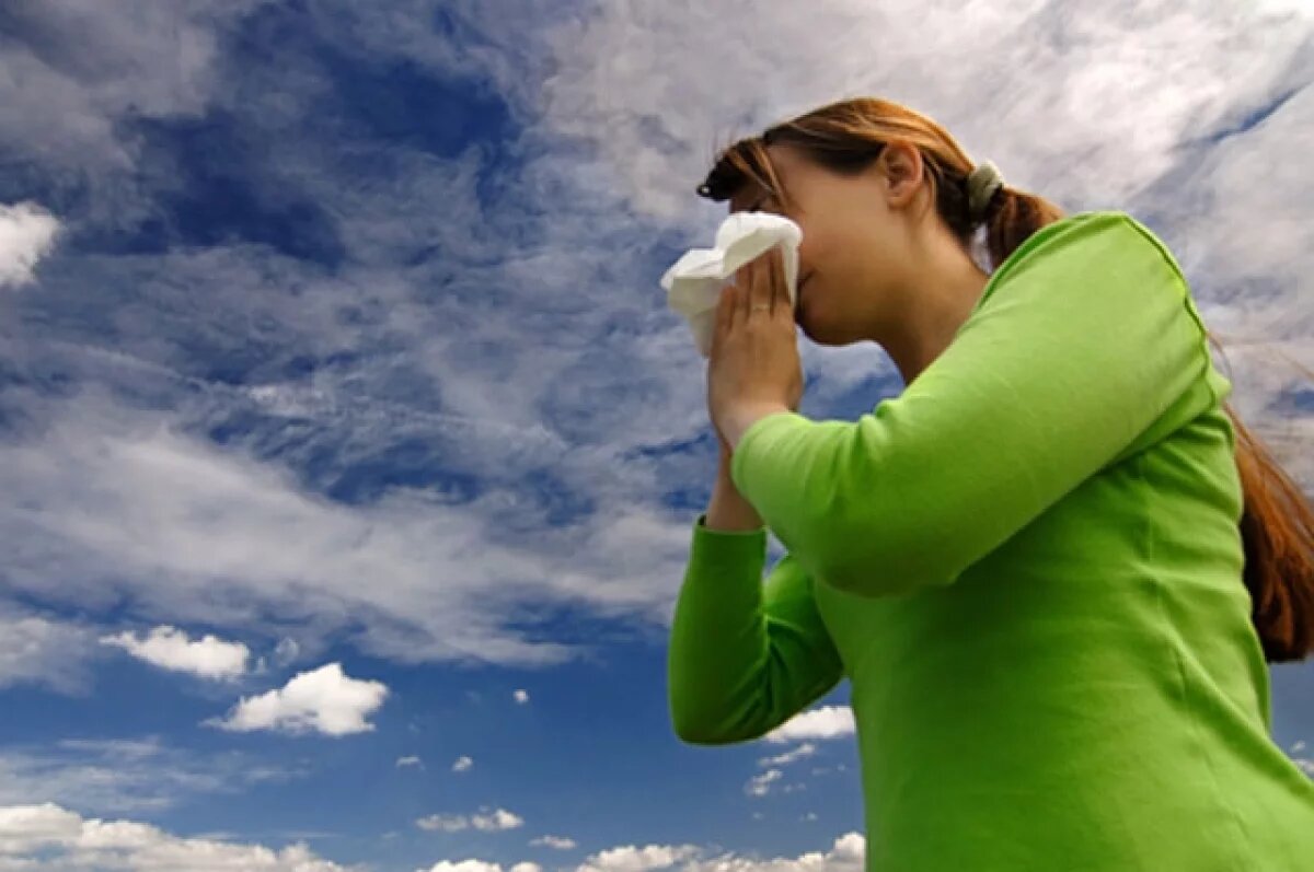    Чесаться и чихать.