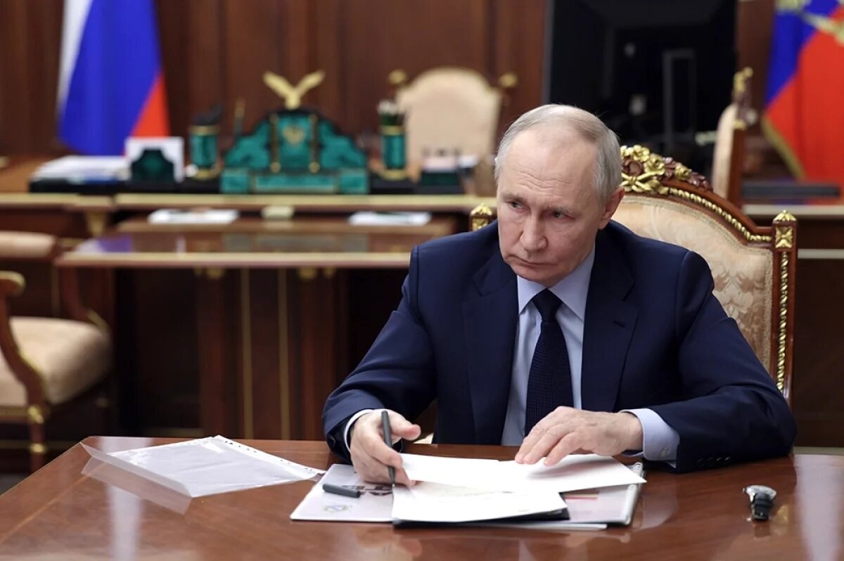    Песков: Путину доложили о прорыве ВС РФ по трубопроводу в тыл ВСУ у Суджи